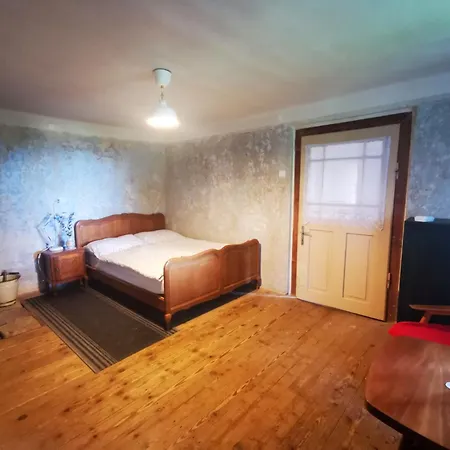 Jaktstuga Domcek Paradajz Banská Štiavnica