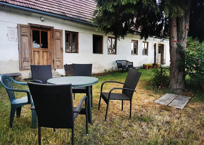 Domcek Paradajz * Banská Štiavnica